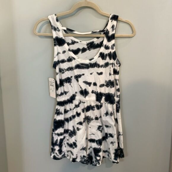 Melrose and Market Girls black and white tie dye romper size 10-12 - Picture 3 of 5
